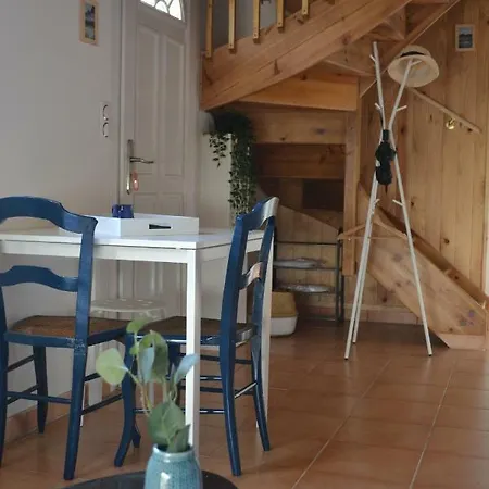 Maisonnette De Charme 10min De Fontainebleau Apartament *